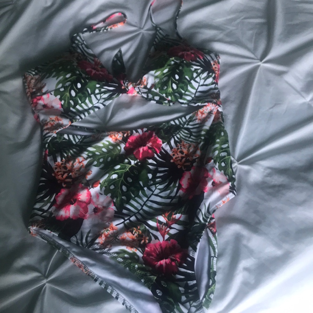 Tropical print cut out one piece